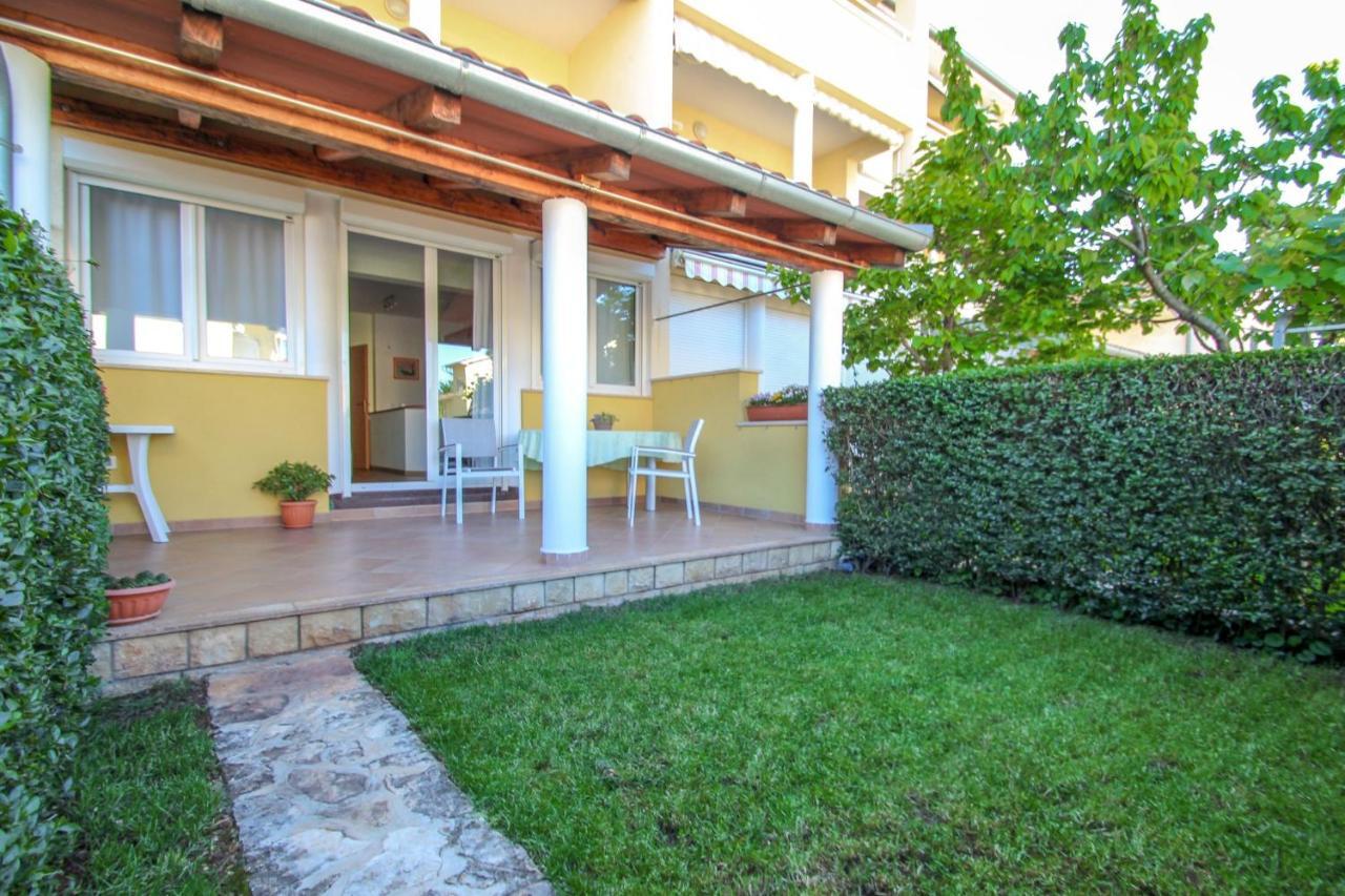 Appartamento Roko Novigrad Istria Esterno foto